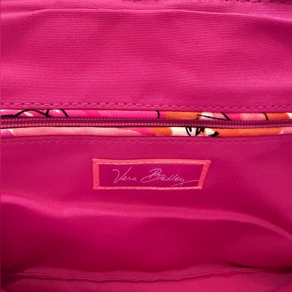 Vera Bradley Pink Vintage Rose Millie Floral Quilted Satin Clutch Black Lucite - Picture 8 of 11